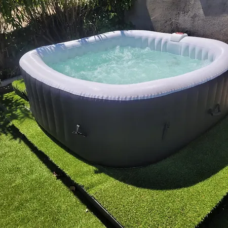 Bas De F3 Proche Ajaccio شقة *