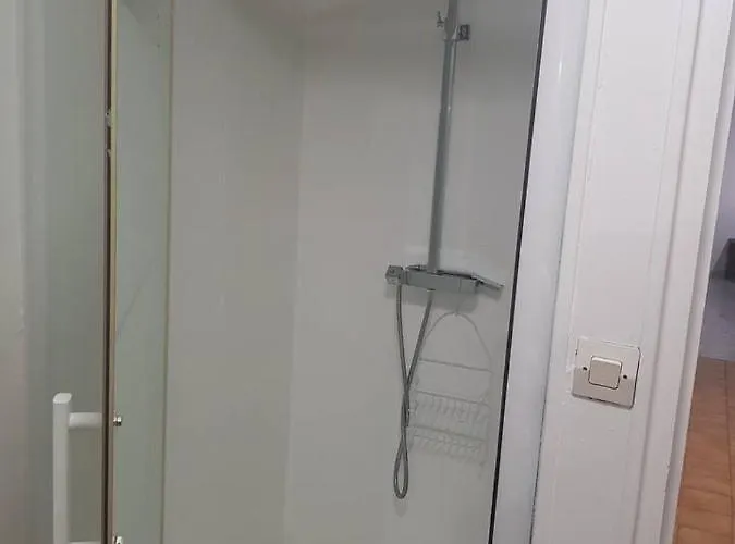 Bas De F3 Proche Ajaccio Apartment *