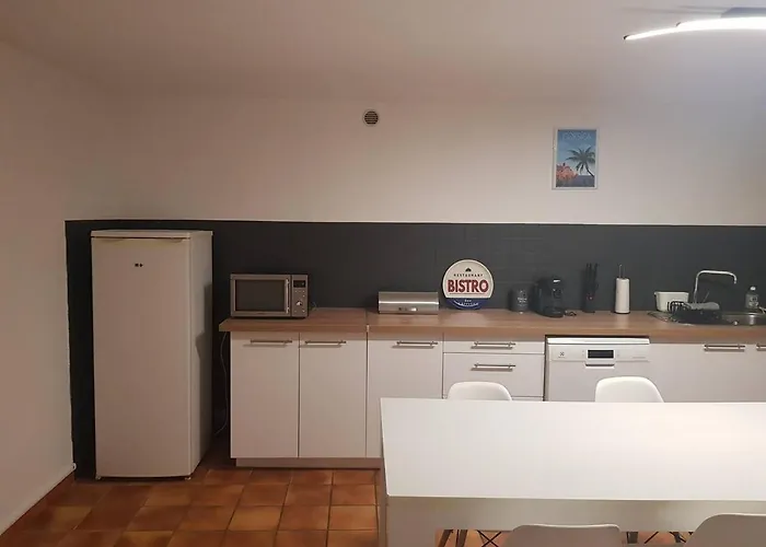 Apartment Bas De F3 Proche Ajaccio *