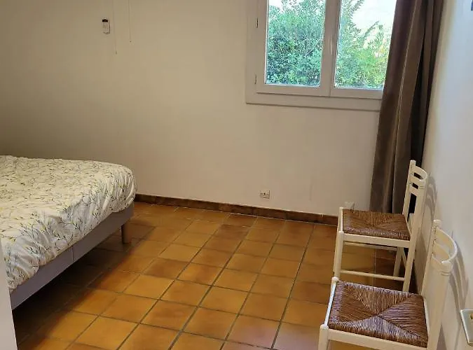 Bas De F3 Proche Ajaccio * Cuttoli-Corticchiato