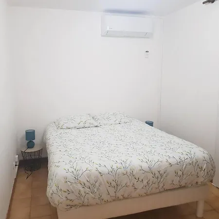 Apartment Bas De F3 Proche Ajaccio *